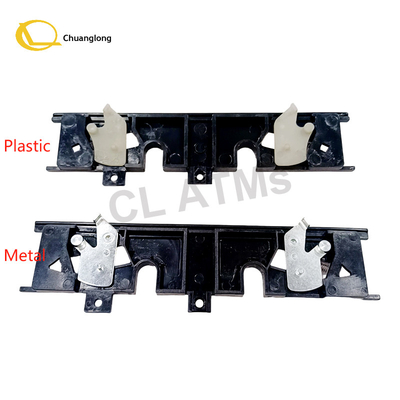 445-0582423 4450582423 ATM Peças sobressalentes NCR S1 Portão de camião de cassete de plástico com empurrador Assy NCR cassete empurrador