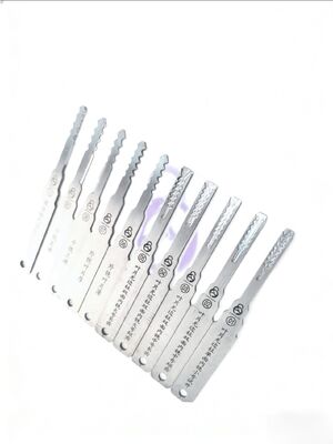 Um conjunto de 10 peças Grandmaster para cofres de grau C, carros/motos e fechaduras de trânsito