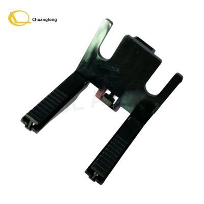 Bom preço S7010000709 Hyosung Pussher Carriage Assy Peça de Caixa Eletrônico Hyosung Plastic Pussher Carriage Assy 7010000709 S7010000709 Novo em Estoque On-line