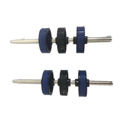 Bom preço SÉRIE 5500 de Diebold FEEDSHAFT OVRMLD 49-204018-000A/49204018000D/49204018000C 10XX feedshaft 5050 368 522 562 369 on-line